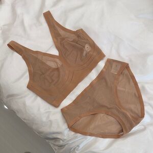 EBY Seamless Nude Intimates Set